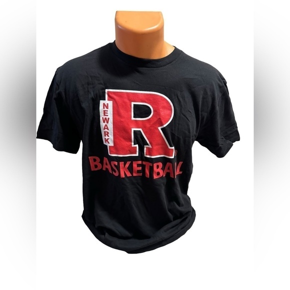 NEW Rutgers Basketball Men’s Short Sleeve T Shirt Black Red NWT Size Medium - Picture 1 of 9